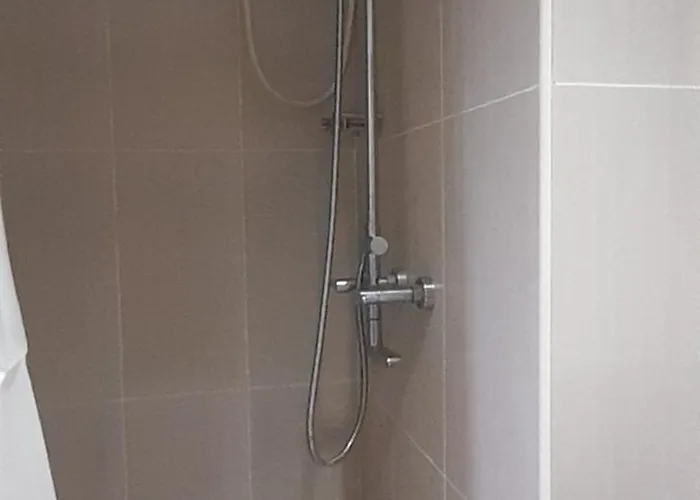 Urban Nest Staycation Aparthotel