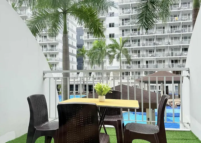 Urban Nest Staycation Aparthotel *